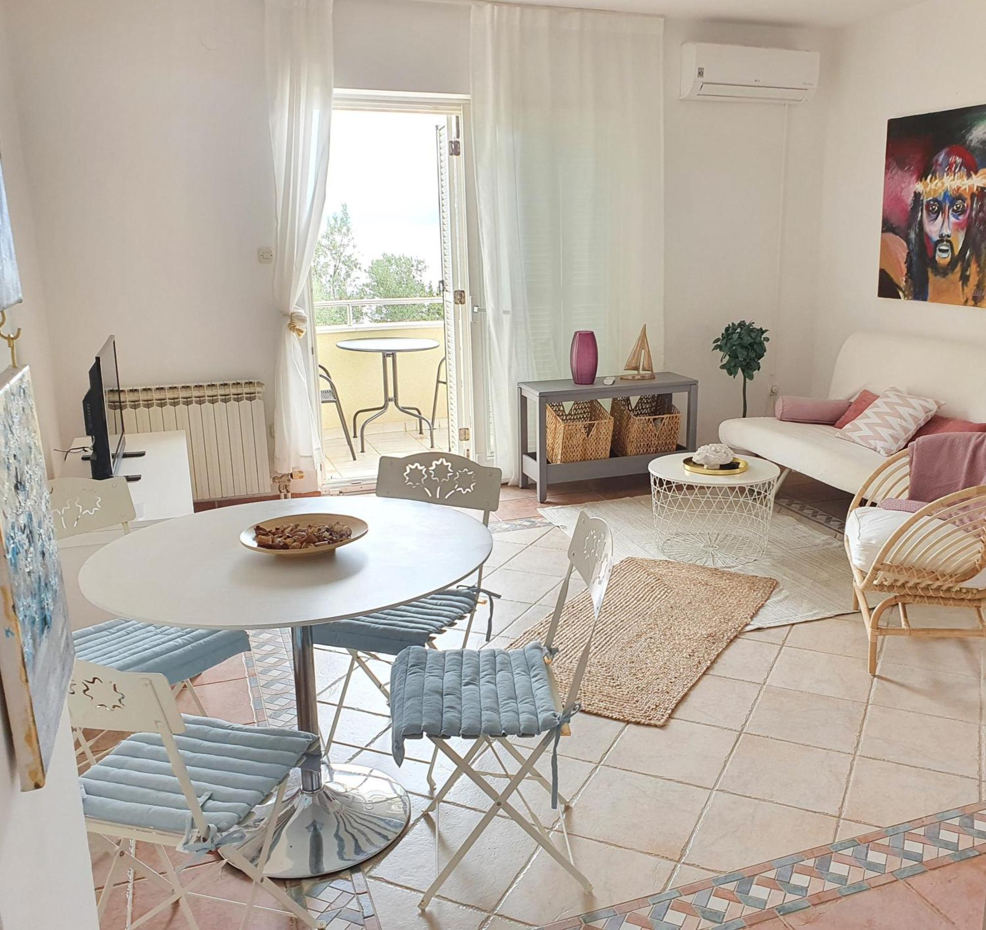 Apartments Lukas Novi Vinodolski Room photo